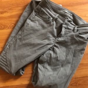 Prana Brenna Pant